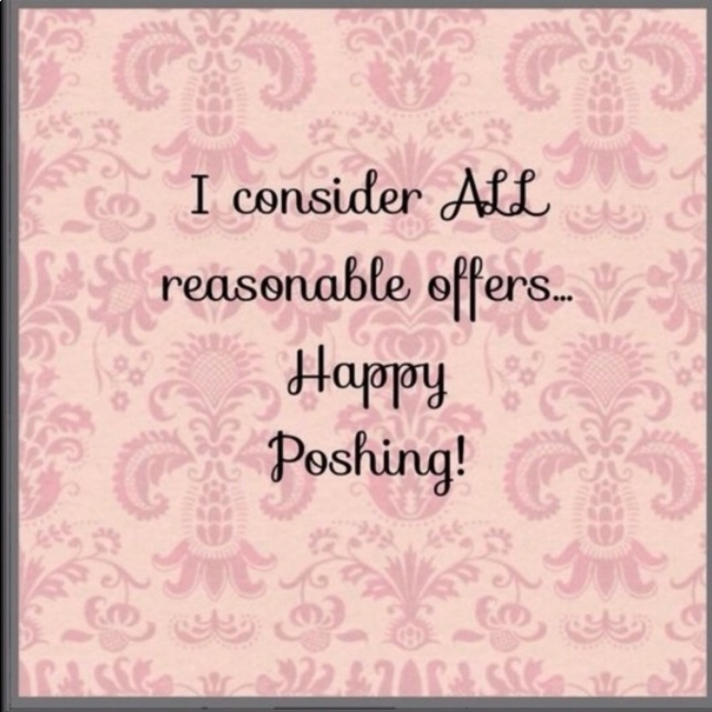 🎀 Reasonable offers only please 🛍